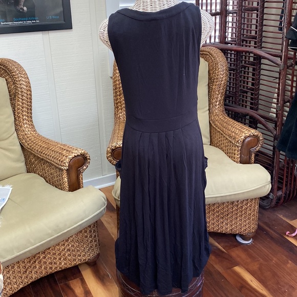 Adorable sleeveless soft  jersey style side pocket dress Size S - Picture 5 of 8